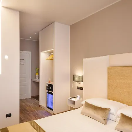 Etruska Luxury Trastevere 4* Рим