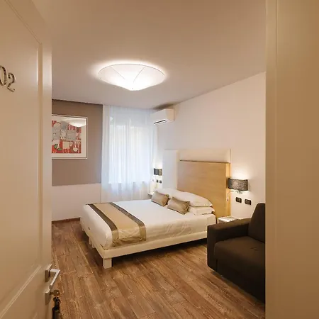 Etruska Luxury Trastevere Гостевой дом 4*