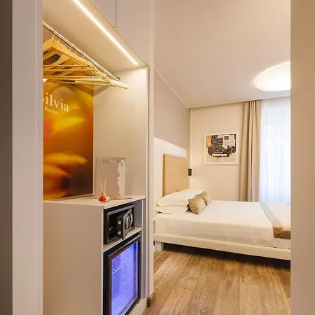 Etruska Luxury Trastevere Affittacamere 2*