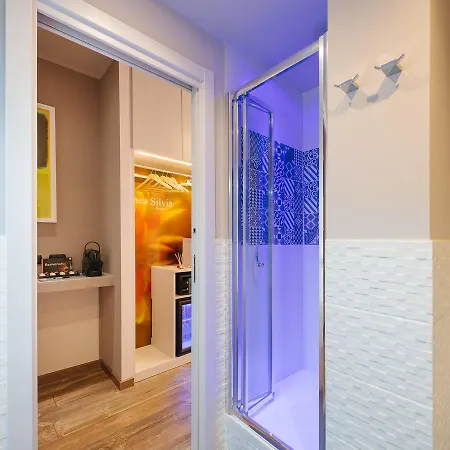 Etruska Luxury Trastevere Affittacamere 2*