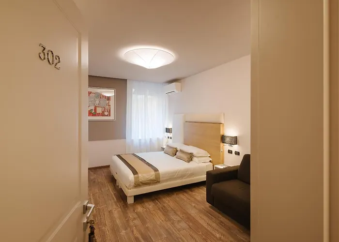 Etruska Luxury Trastevere Guest house 4*